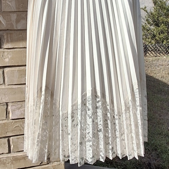 Nanette Lepore Pleated Lace Cream Midi A-Line Full Pull-on Skirt Women Medium - Picture 14 of 14
